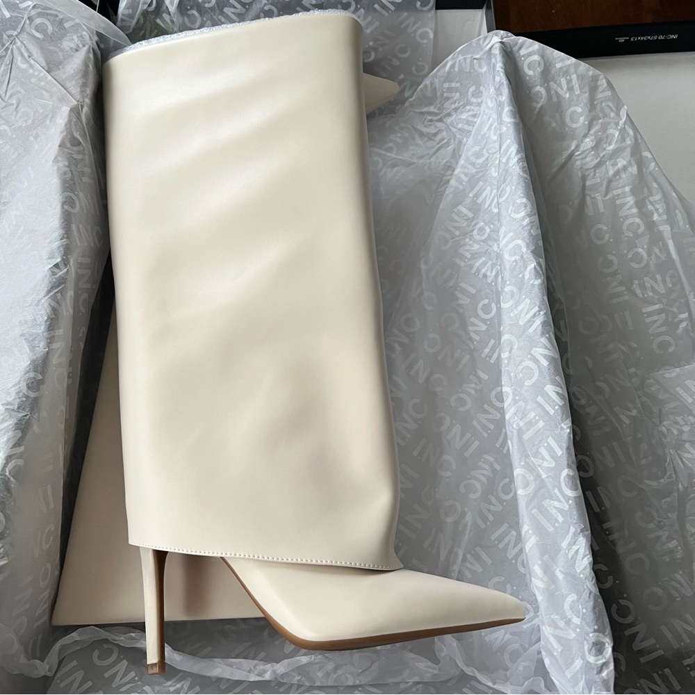 Elegant Cream Heeled Boots - Picture 2 of 8